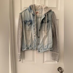 Mossimo Supply Co. Light Blue Jean Jacket with Gray Sleeves